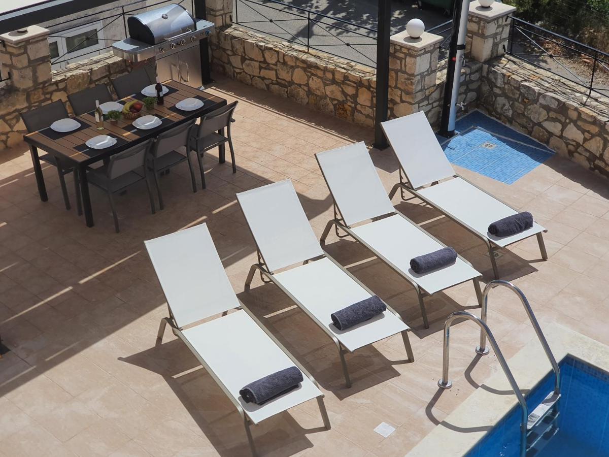 Natural View Villa With Private Pool Скулуфия Экстерьер фото